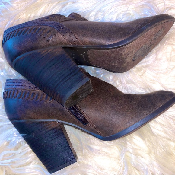 Zipper up Brown suede ankle booties Sz8 heel 3.5” - Picture 3 of 11